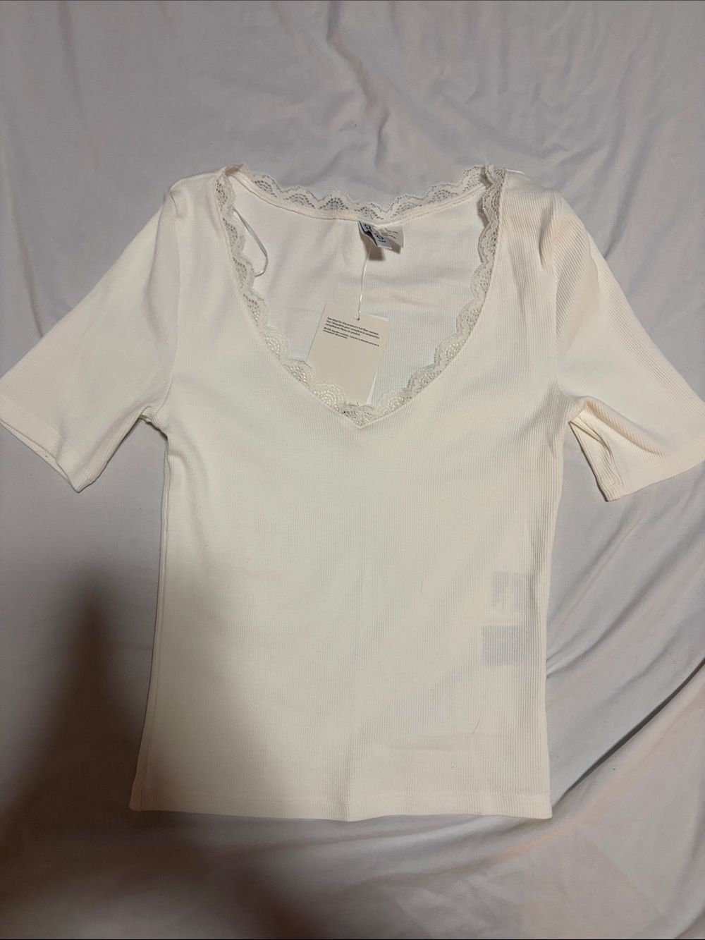 H&M Cream Ribbed V-Neck Tee with Lace Trim